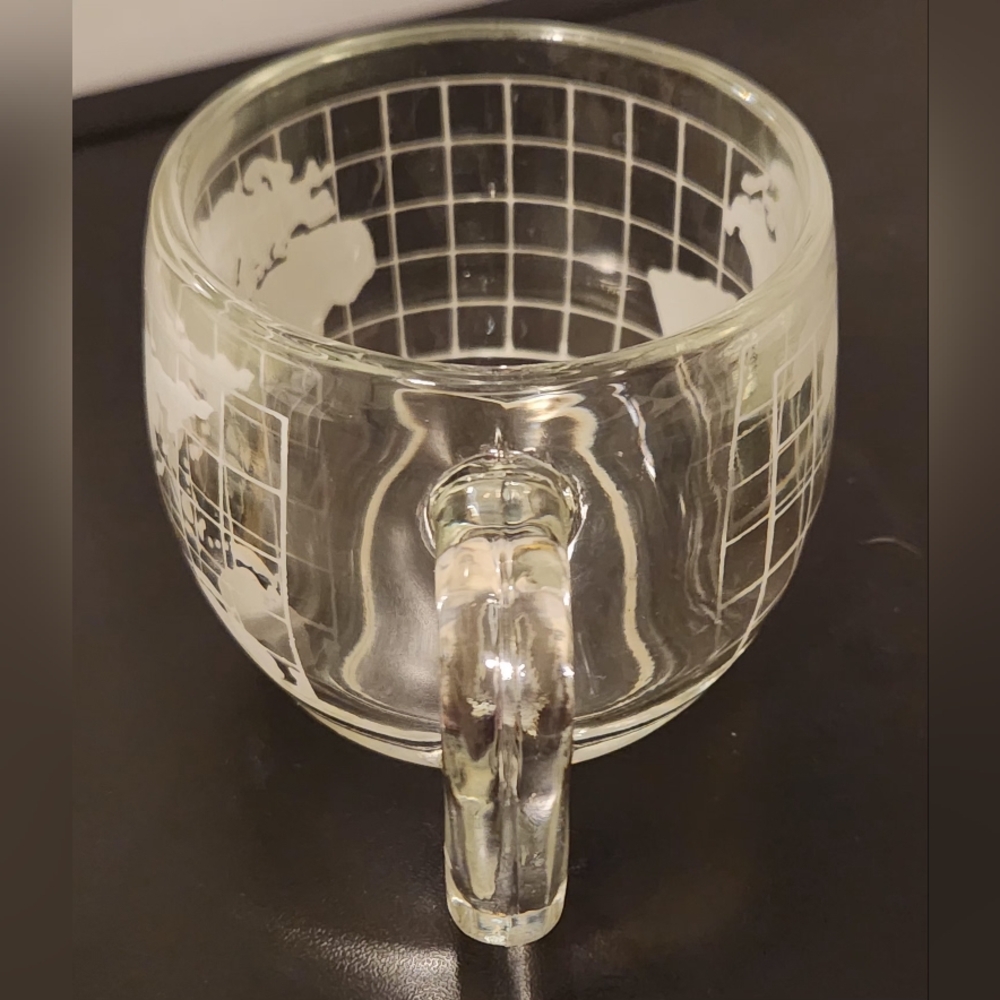 Vintage Nestlé Nescafé World Globe Etched Clear Glass Coffee Mug/Cup 6oz. - Picture 2 of 5